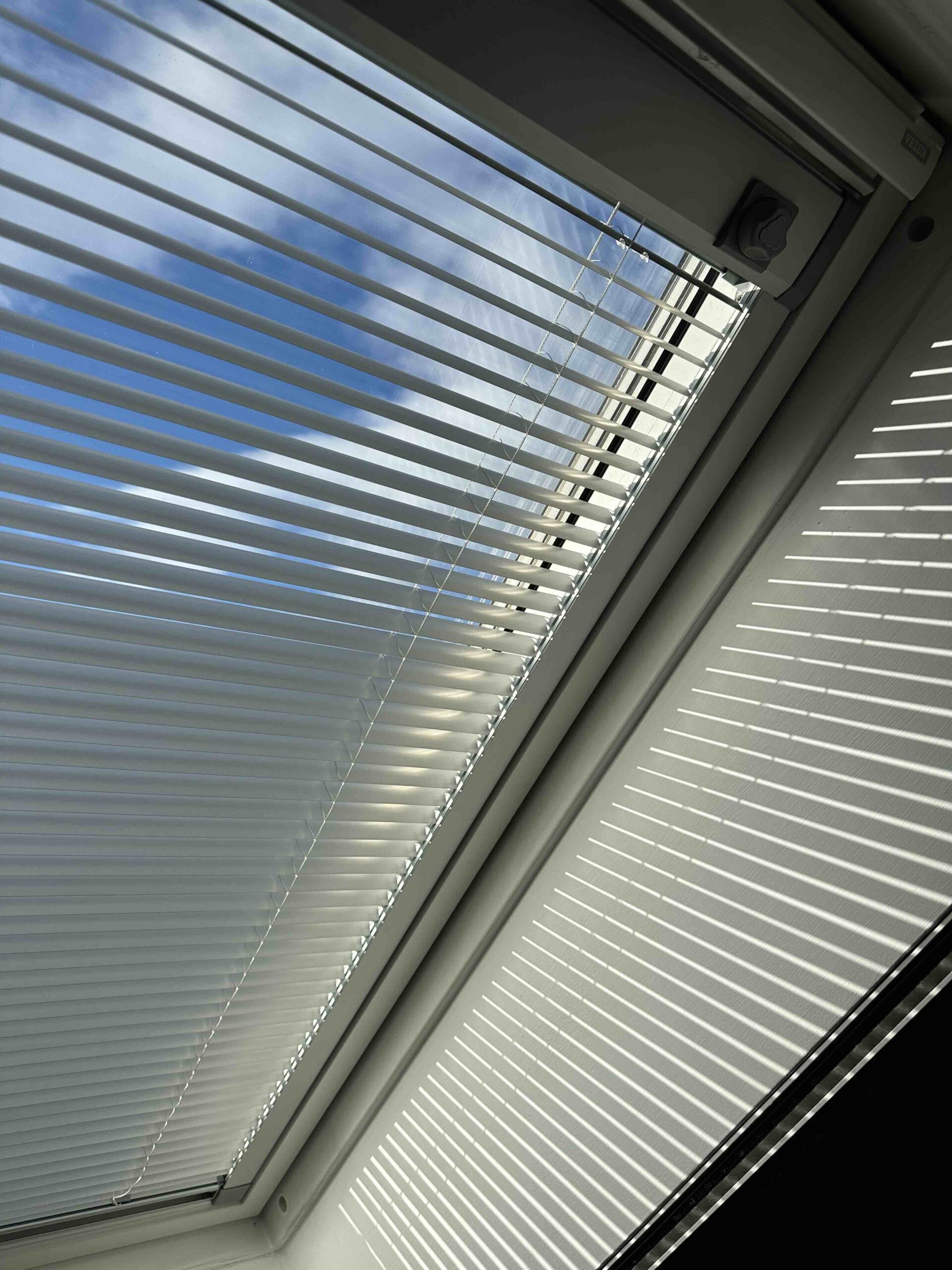 IMG_5250_004 Střešní žaluzie - V LITE